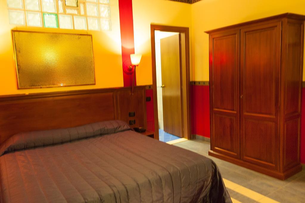 Hotel Giulio Cesare Турин Экстерьер фото